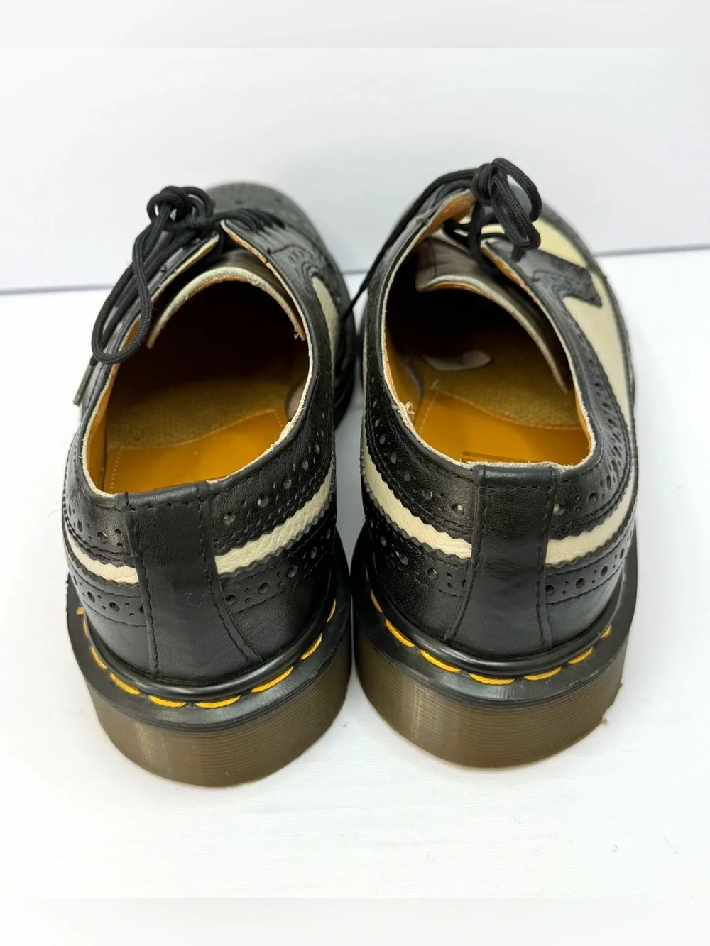 Dr Martens Made In England 3989 Wingtip Brogue Black White Leather Shoes W7 M6